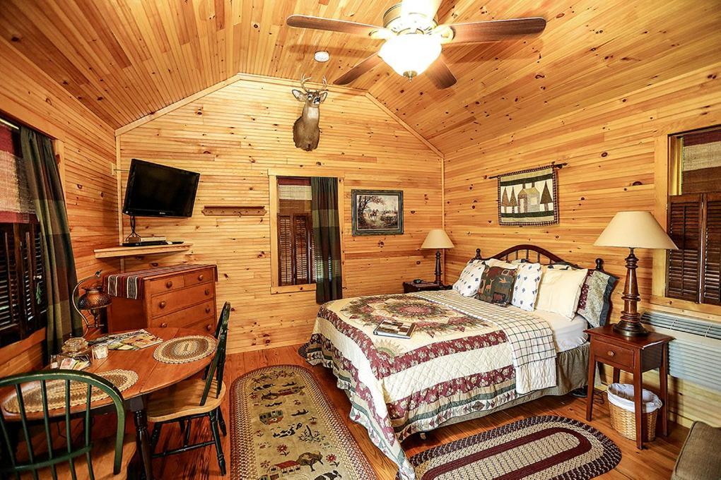 Watson Estate Bnb & Deer Creek Winery Uniontown Extérieur photo
